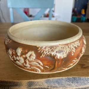 Roseville Donatello Bowl Planter